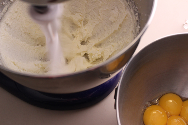 Cream-butter-add-yolks