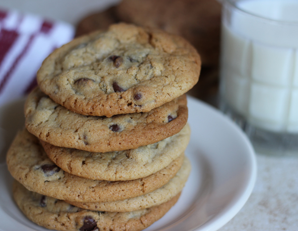 Cookies-and-milk