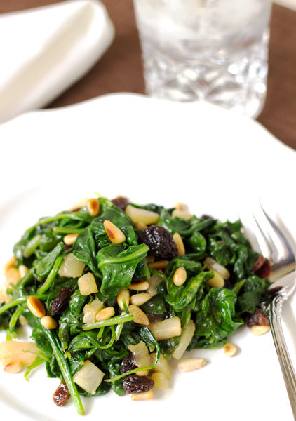 Sauteed Spinach, Pears and Raisins